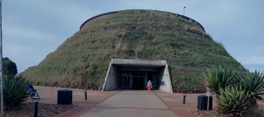 Pretoria/Sandton: Cradle of Humankind & Sterkfontein Caves - A practical day from Pretoria or Sandton