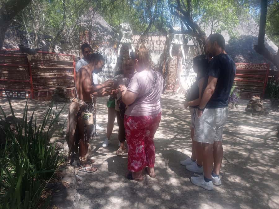 Pretoria/Sandton: Cradle of Humankind & Sterkfontein Caves - What to bring and what to expect on arrival
