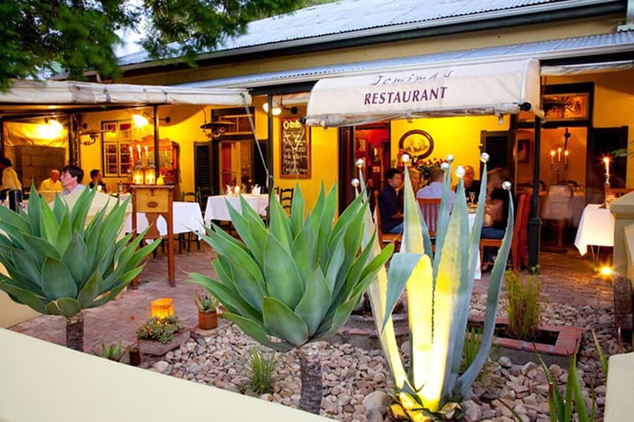 Private Oudtshoorn Full Day Tour - Crossing the Outeniqua Mountains toward Oudtshoorn