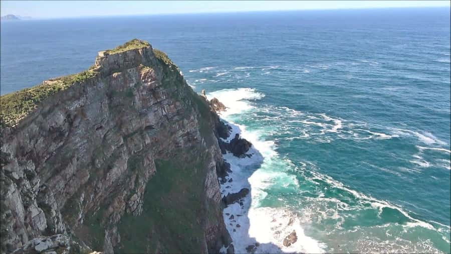 Private Tour: Table Mountain, Penguins Colony & Cape Of Good - Table Mountain starts the morning with a big view