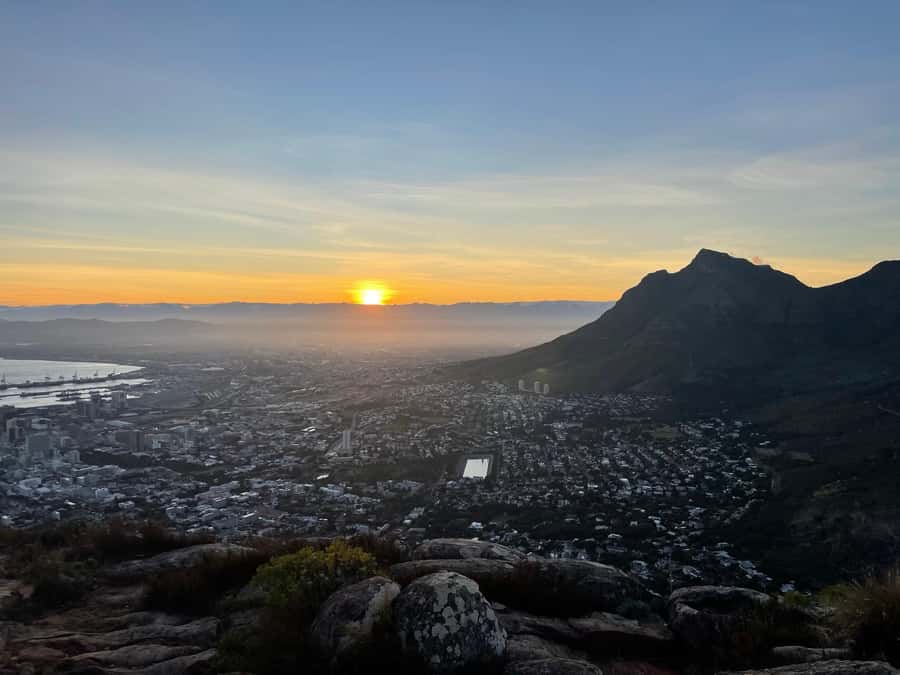 Privately Guided Sunset/Sunrise Hike Lions Head, (Pickup) - A private guide changes the feel of the hike
