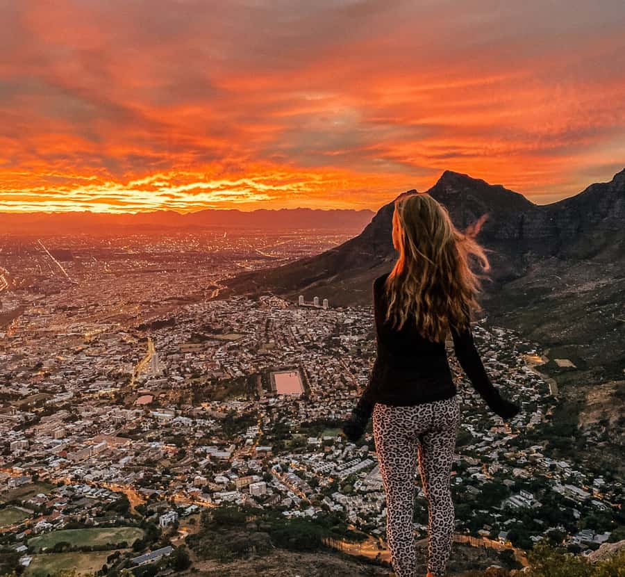 Privately Guided Sunset/Sunrise Hike Lions Head, (Pickup) - Choosing the 4am sunrise hike