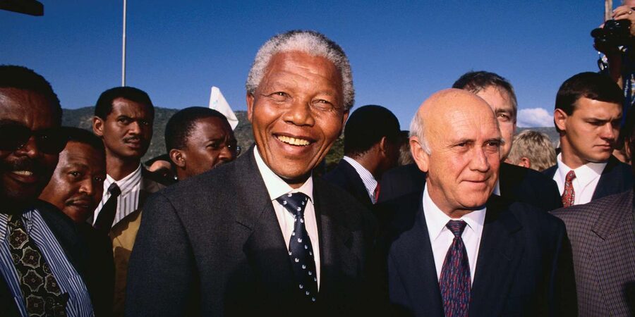 ROBBEN ISLAND MUSEUM TOUR, WITH OPTIONAL LAST MINUTE TICKETS - Meeting a former political prisoner