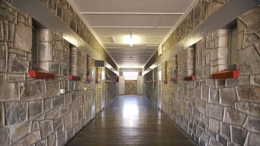 ROBBEN ISLAND MUSEUM TOUR, WITH OPTIONAL LAST MINUTE TICKETS - The communal cell and prison displays