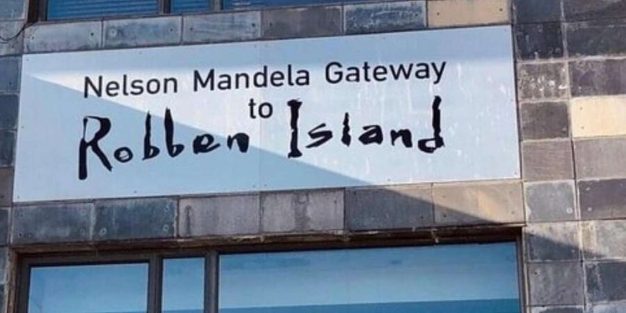 Robben Island Museum Tour with Transfer and Ferry Tickets. - How the guides shape the experience