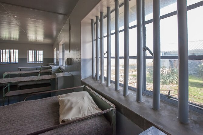 Robben Island Tour - Hotel Pick-Ups & stops at interesting places pre/post tour - Expect a queue before the boat leaves