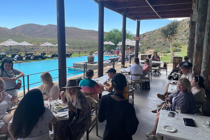 SAFARI Aquila Game Reserve - Round trip + Lunch incl. (Cape Town) - Lunch at 3 p.m. and a useful break