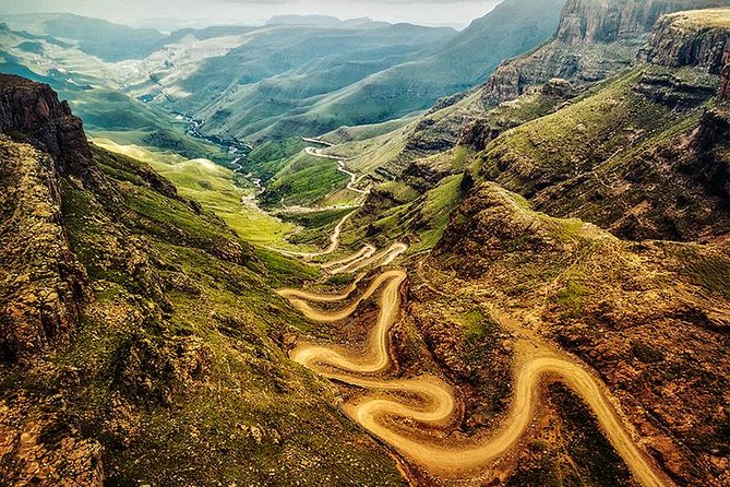 Sani Pass and Lesotho Day Tour from Underberg - The 4x4 climb from Underberg