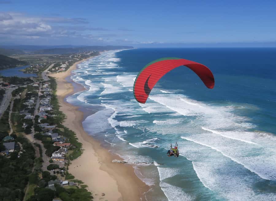 Sedgefield: Standard Tandem Paragliding Flight - Weather, waiting, and what to pack