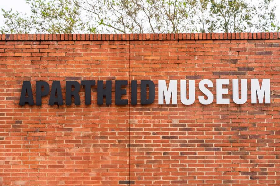 Soweto: Hop-On Hop-Off Bus, City Tour and Apartheid Museum - The Johannesburg bus route, from modern districts to mining country