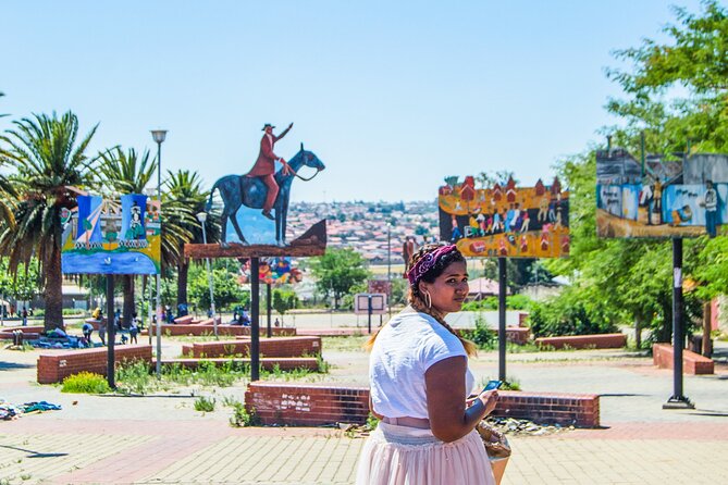 Soweto Walking Tour with Lunch - Mandela House: an optional paid visit