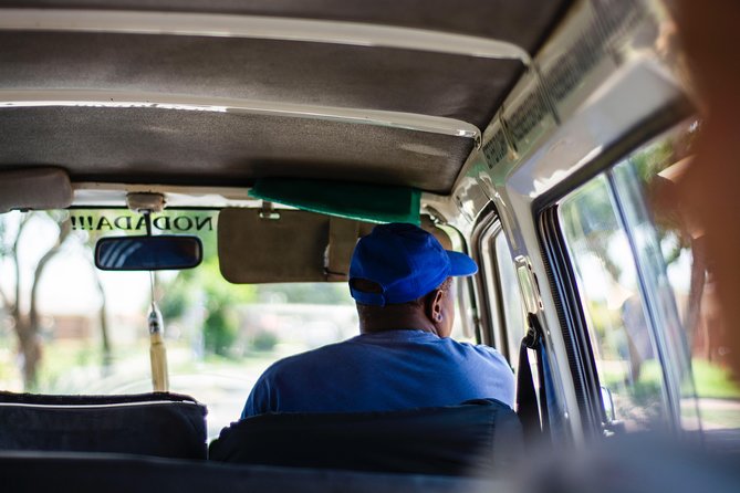 Soweto Walking Tour with Lunch - Baragwanath Road and township life