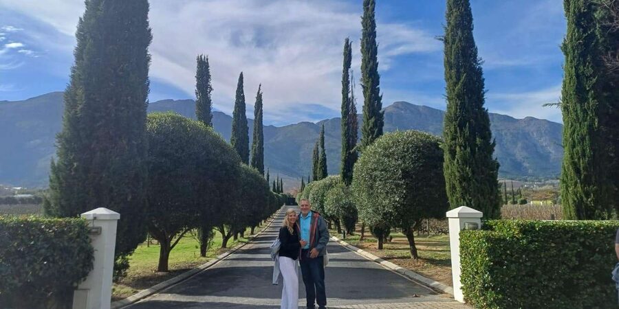 Stellenbosch, Franshoek ,Paarl Region (20 wine tastings) - A brief Mandela stop and the road to Franschhoek