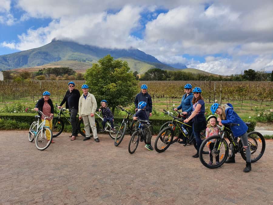 Stellenbosch: Historical Bike Tour & Wine Tasting - Riding into the Jonkershoek Valley