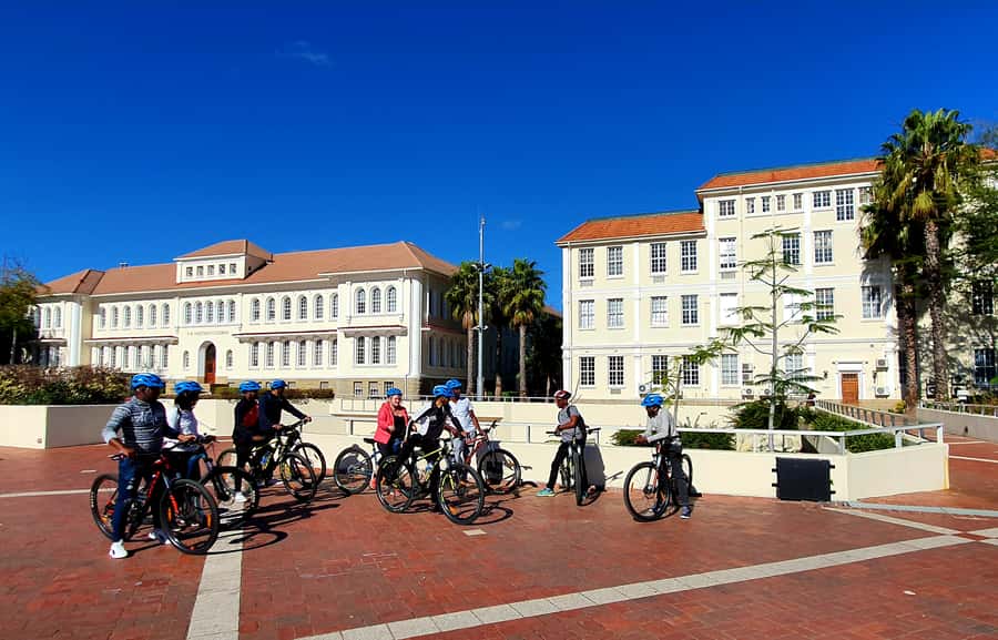 Stellenbosch: Historical Bike Tour & Wine Tasting - How demanding is the cycling?