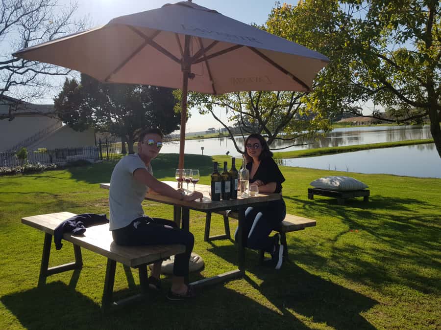 Stellenbosch: Hop-On Hop-Off Northern Route Wine Tour - Delheim combines wine with food