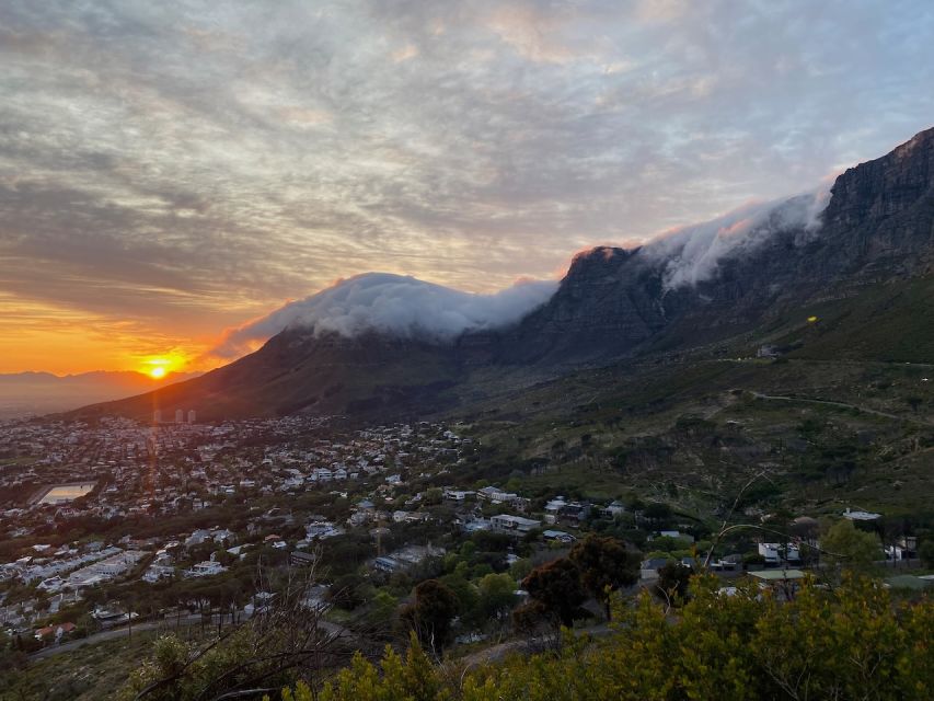 Sunrise & Sunset Lion's Head Hike + Hotel Pick-Up - Chain ladders and the more adventurous section