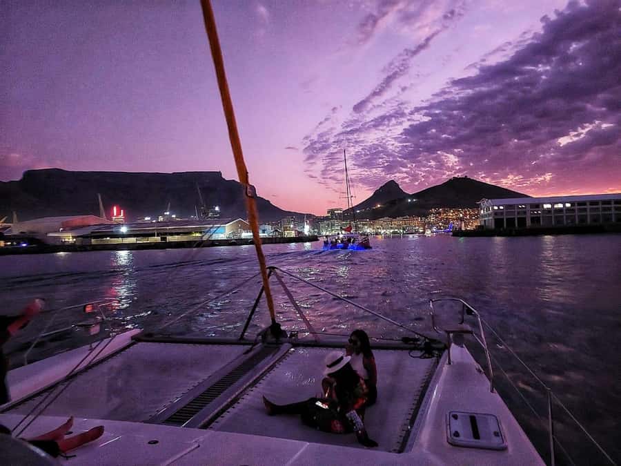 Sunset Cruise with Cape Town Cruises - Sailing from the V&A Waterfront