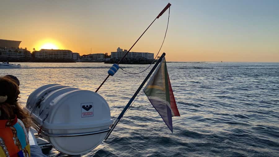 Sunset Cruise with Cape Town Cruises - The view toward Table Mountain and the Twelve Apostles