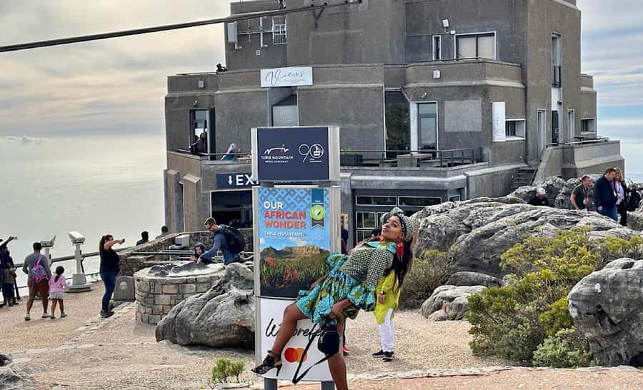 Table Mountain, Boulder's Penguins & Cape Point Private Tour - The Atlantic Seaboard supplies the scenic rhythm