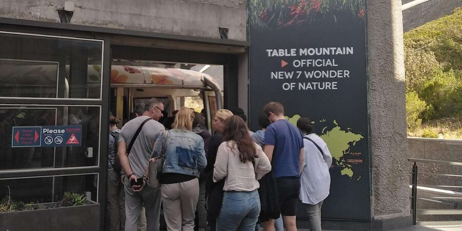 TABLE MOUNTAIN CABLE CAR EXPERIENCE WITH RESERVED TICKETS - What the $90 price really buys