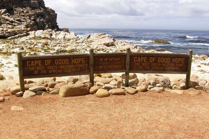 Table Mountain, Cape Point & Penguin Beach ENTRANCE INCLUDED - What private touring adds