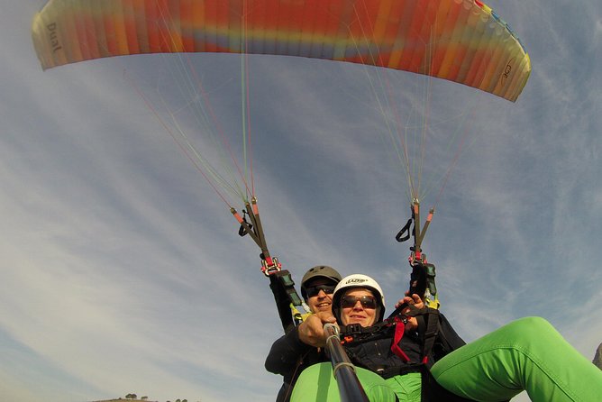 Tandem Paragliding Cape Town Experience TABLE MOUNTAIN PARAGLIDE - Choosing between Signal Hill and Lion’s Head