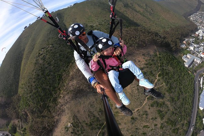 Tandem Paragliding in Cape Town - Taking the controls and adding more adrenaline