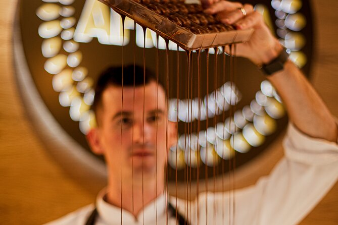 The Art of Chocolate Making Bean-To-Bar Experience in Cape Town - What this chocolate experience really offers