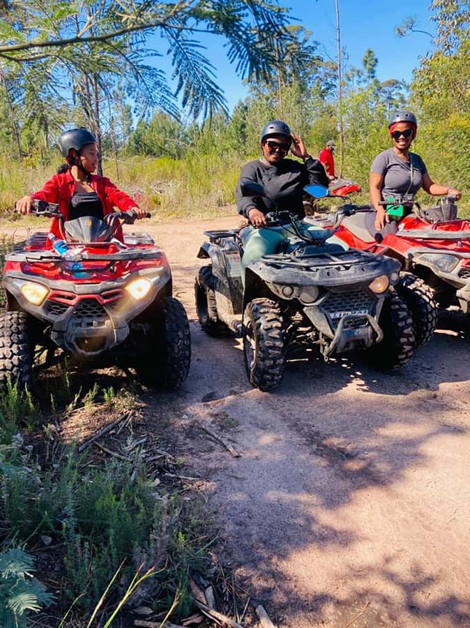 THE CRAGS PLETTENBERG BAY: QUAD BIKE FUN RIDE - Your first minutes: controls, helmets, and safety